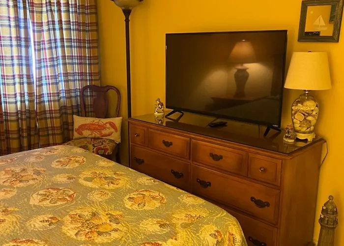 River Place Condos #110 3Bd