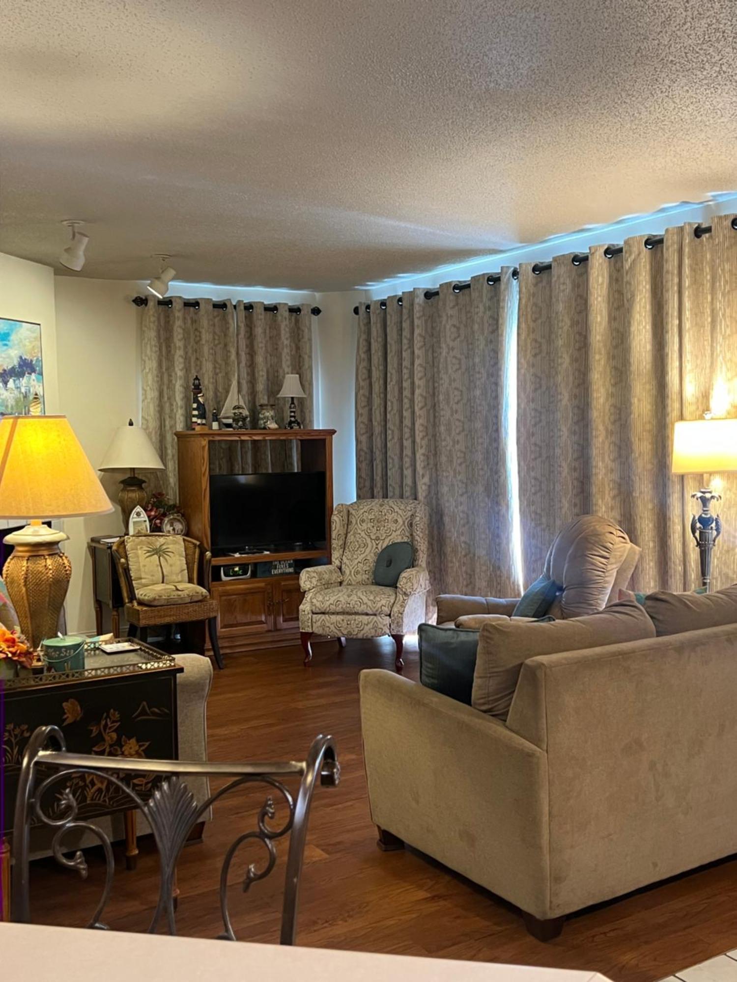 River Place #110 3bd *